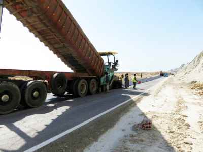 Chabahar – Guatr road warm asphalt cover between +15 Kilometers up to +35000